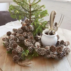 Guirlande de pommes de pin Jacci