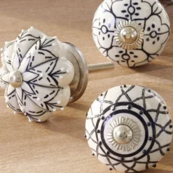 Lot de 6 boutons pour commode Giéville