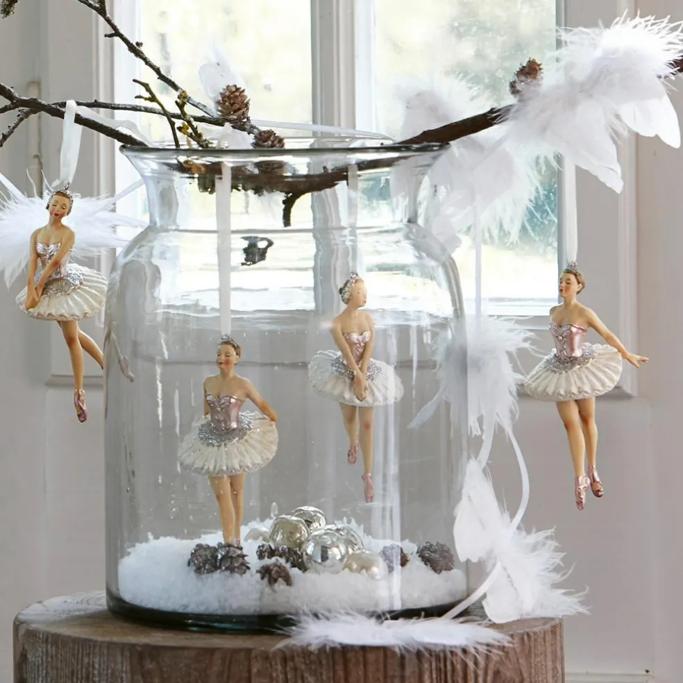 Lot de 4 figurines Tadley