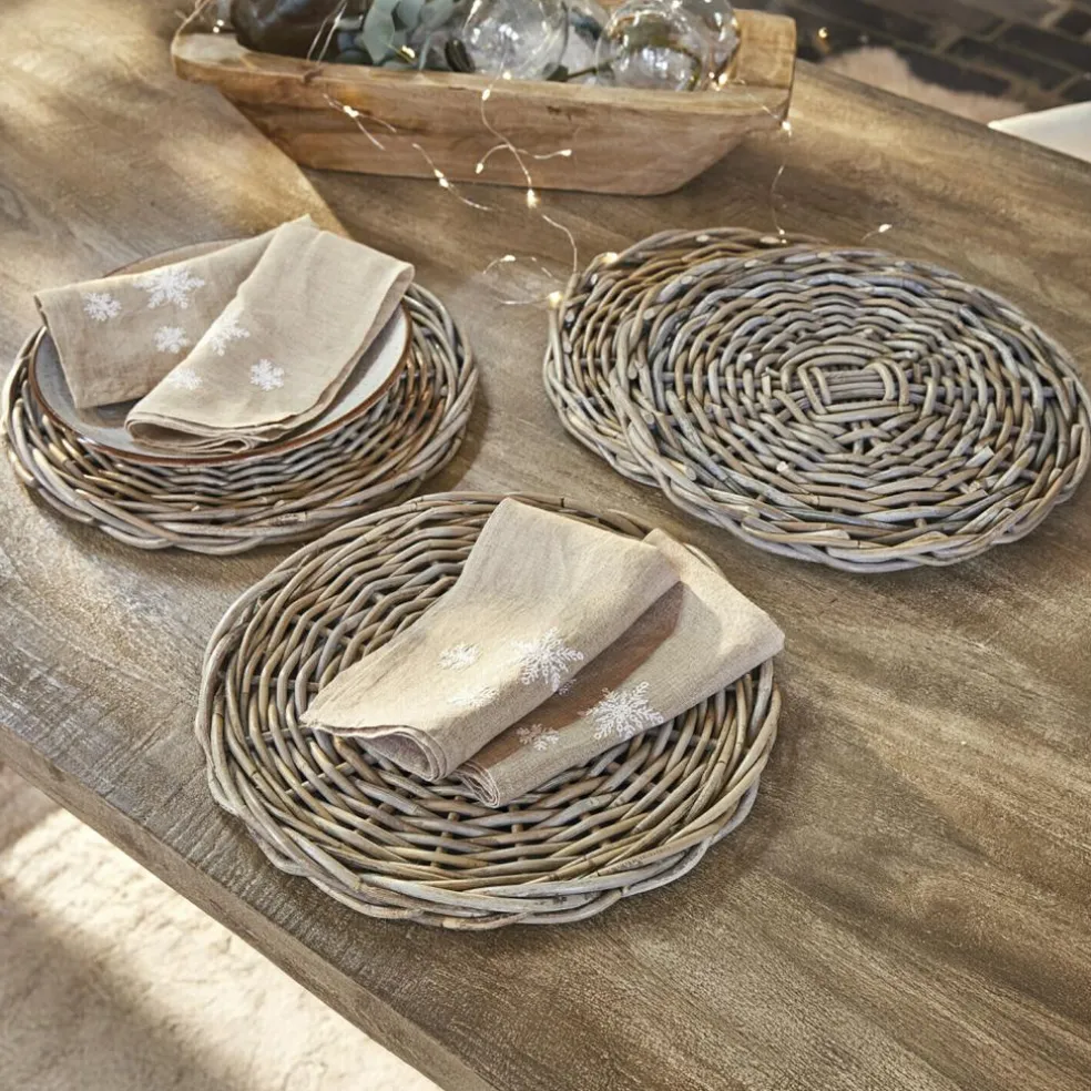 Lot de 2 plateaux de présentation en rotin Bland