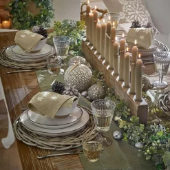 Lot de 2 plateaux de présentation en rotin Bland