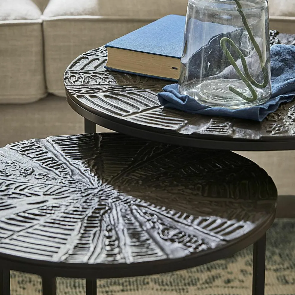 Lot de 2 tables d' Petrosini