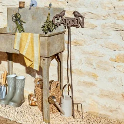 Pique décorative de jardin Girra