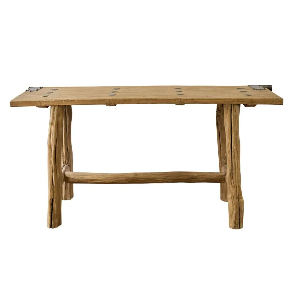 Table Crestmoore