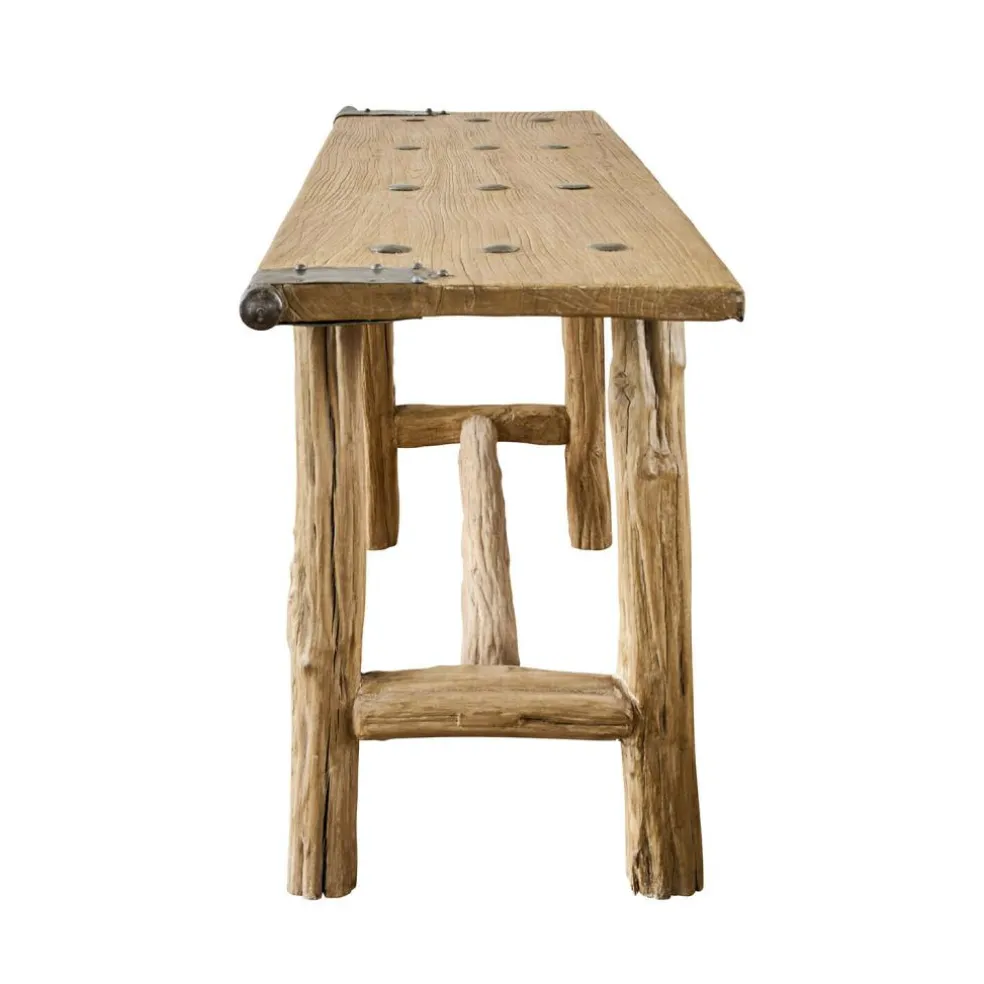 Table Crestmoore