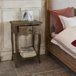 Table d'appoint Finstock