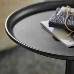 Table d’appoint Lierres