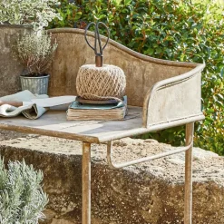 Table de rempotage Banners